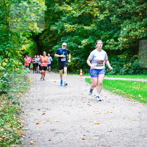 12.10.2025 - Bramfelder Halbmarathon 2025 Dr. Thomas Lammeyer http://msf.ph/oto/9349004 12.10.2025 10:29:19 Laufen 2194, 2968 meine-sportfotos.de