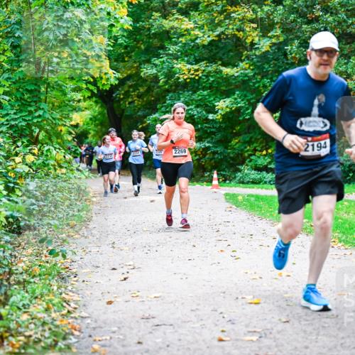 12.10.2025 - Bramfelder Halbmarathon 2025 Dr. Thomas Lammeyer http://msf.ph/oto/9349026 12.10.2025 10:29:23 Laufen 2235, 2234, 2205, 2269, 2194 meine-sportfotos.de