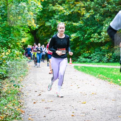 12.10.2025 - Bramfelder Halbmarathon 2025 Dr. Thomas Lammeyer http://msf.ph/oto/9349110 12.10.2025 10:29:40 Laufen 15, 2360 meine-sportfotos.de