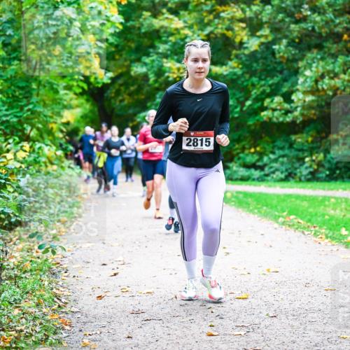 12.10.2025 - Bramfelder Halbmarathon 2025 Dr. Thomas Lammeyer http://msf.ph/oto/9349114 12.10.2025 10:29:40 Laufen 2815 meine-sportfotos.de