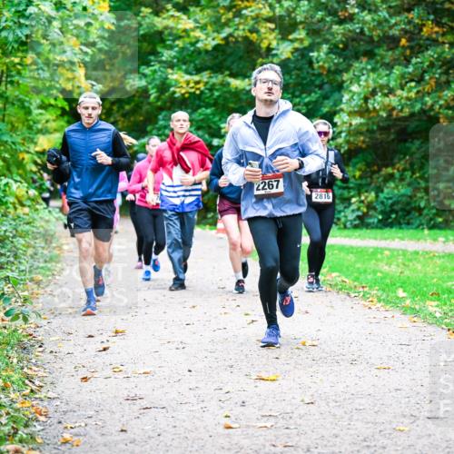 12.10.2025 - Bramfelder Halbmarathon 2025 Dr. Thomas Lammeyer http://msf.ph/oto/9349164 12.10.2025 10:29:50 Laufen 2267, 2816 meine-sportfotos.de