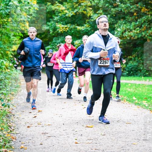 12.10.2025 - Bramfelder Halbmarathon 2025 Dr. Thomas Lammeyer http://msf.ph/oto/9349167 12.10.2025 10:29:50 Laufen 2267, 2816 meine-sportfotos.de