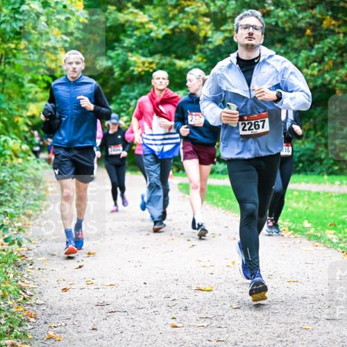 12.10.2025 - Bramfelder Halbmarathon 2025 Dr. Thomas Lammeyer http://msf.ph/oto/9349169 12.10.2025 10:29:50 Laufen 2, 2267, 16 meine-sportfotos.de