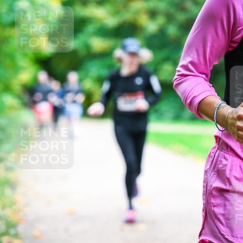 12.10.2025 - Bramfelder Halbmarathon 2025 Dr. Thomas Lammeyer http://msf.ph/oto/9349193 12.10.2025 10:29:54 Laufen 20 meine-sportfotos.de