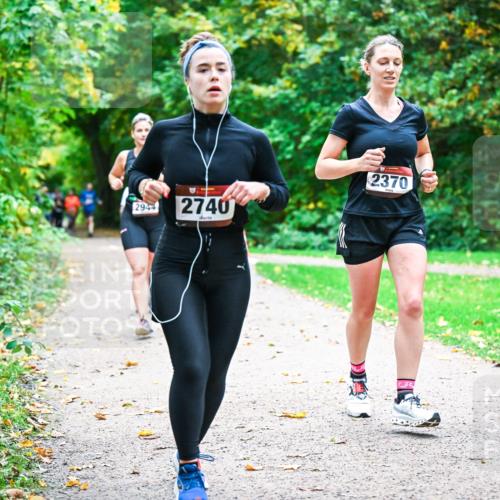 12.10.2025 - Bramfelder Halbmarathon 2025 Dr. Thomas Lammeyer http://msf.ph/oto/9349285 12.10.2025 10:30:12 Laufen 2944, 2740, 2370 meine-sportfotos.de