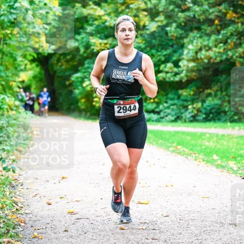 12.10.2025 - Bramfelder Halbmarathon 2025 Dr. Thomas Lammeyer http://msf.ph/oto/9349297 12.10.2025 10:30:14 Laufen 2944 meine-sportfotos.de