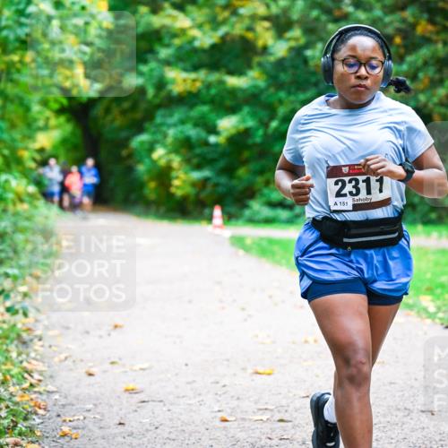 12.10.2025 - Bramfelder Halbmarathon 2025 Dr. Thomas Lammeyer http://msf.ph/oto/9349304 12.10.2025 10:30:16 Laufen 34, 2311, 151 meine-sportfotos.de