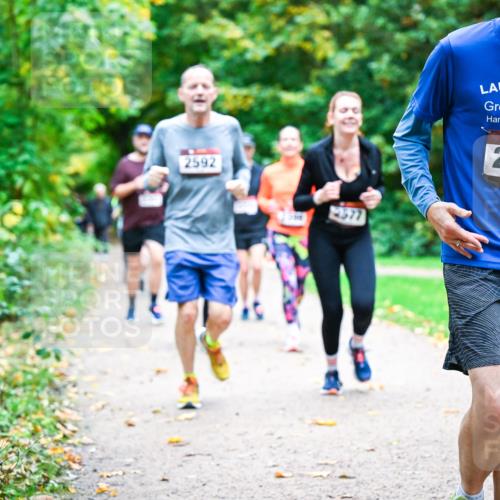 12.10.2025 - Bramfelder Halbmarathon 2025 Dr. Thomas Lammeyer http://msf.ph/oto/9349339 12.10.2025 10:30:29 Laufen 2592, 5577, 34, 2349 meine-sportfotos.de