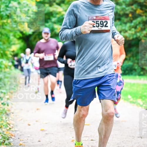 12.10.2025 - Bramfelder Halbmarathon 2025 Dr. Thomas Lammeyer http://msf.ph/oto/9349346 12.10.2025 10:30:30 Laufen 2592, 25 meine-sportfotos.de