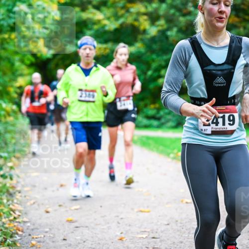 12.10.2025 - Bramfelder Halbmarathon 2025 Dr. Thomas Lammeyer http://msf.ph/oto/9349374 12.10.2025 10:30:36 Laufen 419, 87 meine-sportfotos.de