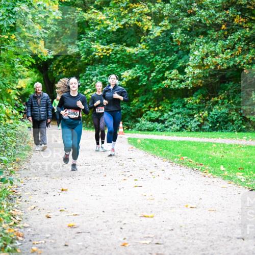 12.10.2025 - Bramfelder Halbmarathon 2025 Dr. Thomas Lammeyer http://msf.ph/oto/9349408 12.10.2025 10:30:42 Laufen  meine-sportfotos.de