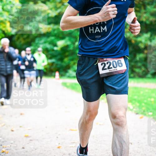 12.10.2025 - Bramfelder Halbmarathon 2025 Dr. Thomas Lammeyer http://msf.ph/oto/9349447 12.10.2025 10:30:49 Laufen 2019, 2206 meine-sportfotos.de