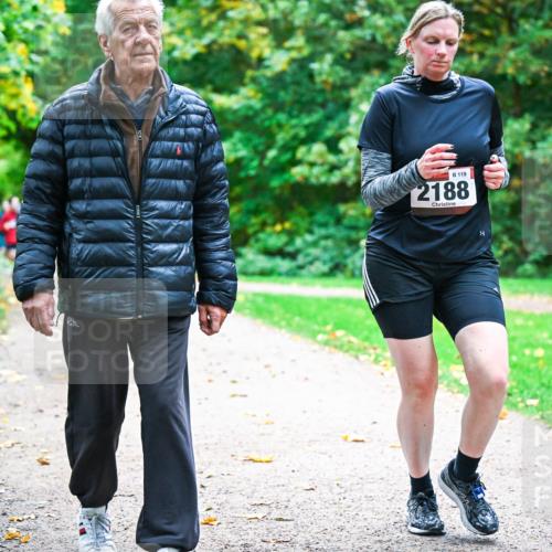 12.10.2025 - Bramfelder Halbmarathon 2025 Dr. Thomas Lammeyer http://msf.ph/oto/9349480 12.10.2025 10:30:57 Laufen 119, 2188, 8 meine-sportfotos.de