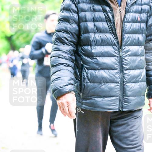 12.10.2025 - Bramfelder Halbmarathon 2025 Dr. Thomas Lammeyer http://msf.ph/oto/9349487 12.10.2025 10:30:59 Laufen  meine-sportfotos.de