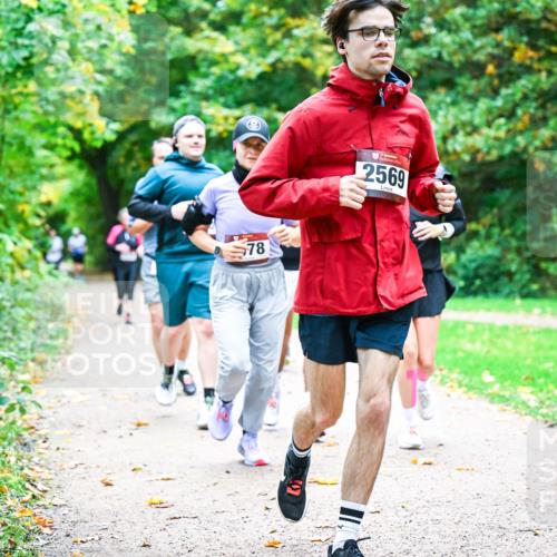 12.10.2025 - Bramfelder Halbmarathon 2025 Dr. Thomas Lammeyer http://msf.ph/oto/9349536 12.10.2025 10:31:09 Laufen 78, 2569 meine-sportfotos.de