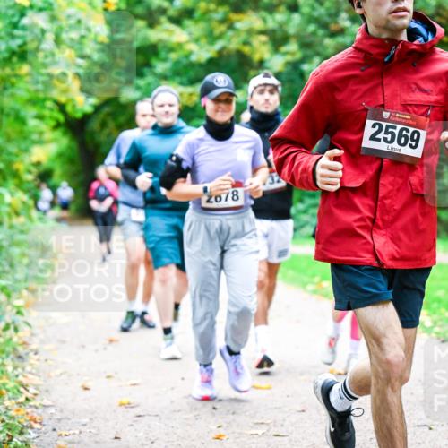 12.10.2025 - Bramfelder Halbmarathon 2025 Dr. Thomas Lammeyer http://msf.ph/oto/9349539 12.10.2025 10:31:09 Laufen 2078, 2569 meine-sportfotos.de