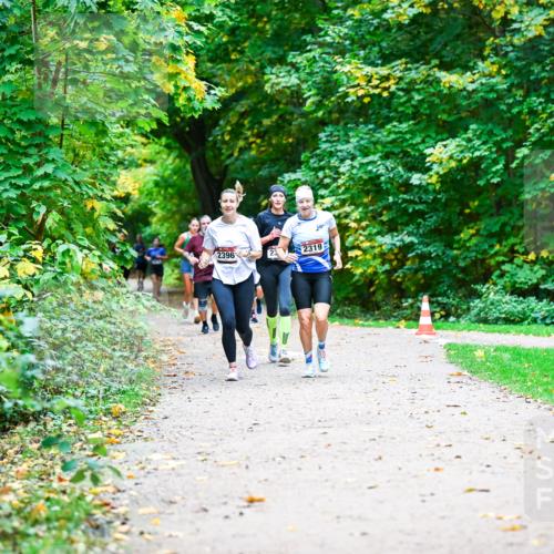 12.10.2025 - Bramfelder Halbmarathon 2025 Dr. Thomas Lammeyer http://msf.ph/oto/9349578 12.10.2025 10:31:20 Laufen 2396, 2319 meine-sportfotos.de