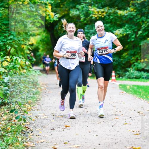 12.10.2025 - Bramfelder Halbmarathon 2025 Dr. Thomas Lammeyer http://msf.ph/oto/9349598 12.10.2025 10:31:23 Laufen 2319, 396, 303 meine-sportfotos.de