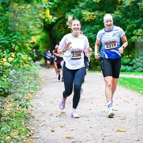 12.10.2025 - Bramfelder Halbmarathon 2025 Dr. Thomas Lammeyer http://msf.ph/oto/9349604 12.10.2025 10:31:24 Laufen 2396, 2319 meine-sportfotos.de