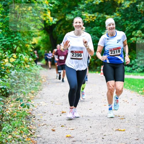 12.10.2025 - Bramfelder Halbmarathon 2025 Dr. Thomas Lammeyer http://msf.ph/oto/9349605 12.10.2025 10:31:24 Laufen 2396, 2319 meine-sportfotos.de