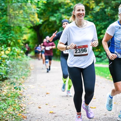 12.10.2025 - Bramfelder Halbmarathon 2025 Dr. Thomas Lammeyer http://msf.ph/oto/9349613 12.10.2025 10:31:25 Laufen 23, 2396, 2319 meine-sportfotos.de