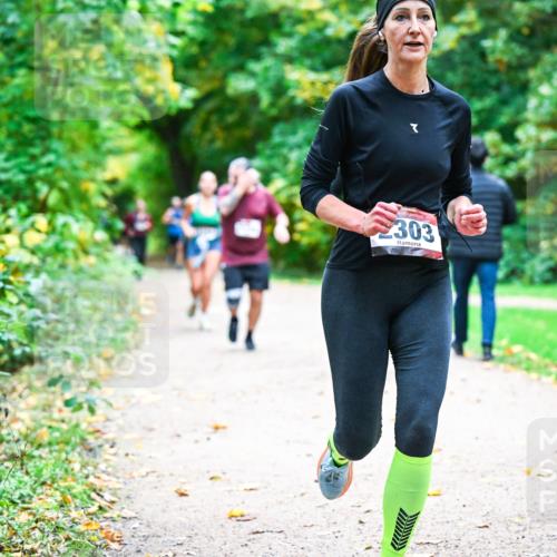 12.10.2025 - Bramfelder Halbmarathon 2025 Dr. Thomas Lammeyer http://msf.ph/oto/9349616 12.10.2025 10:31:27 Laufen 303 meine-sportfotos.de