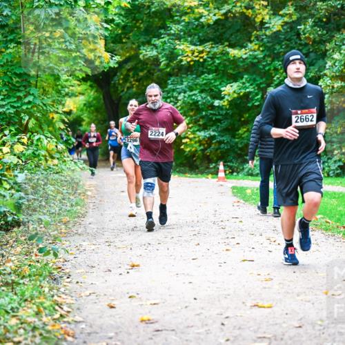 12.10.2025 - Bramfelder Halbmarathon 2025 Dr. Thomas Lammeyer http://msf.ph/oto/9349619 12.10.2025 10:31:28 Laufen 2296, 2224, 2662 meine-sportfotos.de