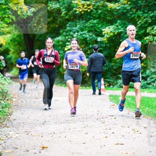 12.10.2025 - Bramfelder Halbmarathon 2025 Dr. Thomas Lammeyer http://msf.ph/oto/9349662 12.10.2025 10:31:35 Laufen 287, 2679, 2988 meine-sportfotos.de