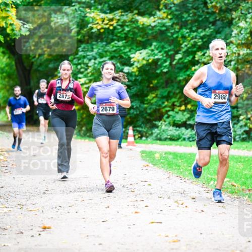 12.10.2025 - Bramfelder Halbmarathon 2025 Dr. Thomas Lammeyer http://msf.ph/oto/9349668 12.10.2025 10:31:36 Laufen 2875, 2679, 2988 meine-sportfotos.de