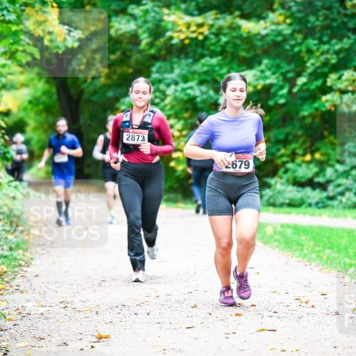 12.10.2025 - Bramfelder Halbmarathon 2025 Dr. Thomas Lammeyer http://msf.ph/oto/9349671 12.10.2025 10:31:37 Laufen 2873, 2679 meine-sportfotos.de