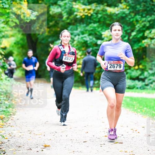 12.10.2025 - Bramfelder Halbmarathon 2025 Dr. Thomas Lammeyer http://msf.ph/oto/9349674 12.10.2025 10:31:37 Laufen 2873, 2679 meine-sportfotos.de