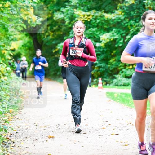 12.10.2025 - Bramfelder Halbmarathon 2025 Dr. Thomas Lammeyer http://msf.ph/oto/9349681 12.10.2025 10:31:38 Laufen 28, 1979 meine-sportfotos.de