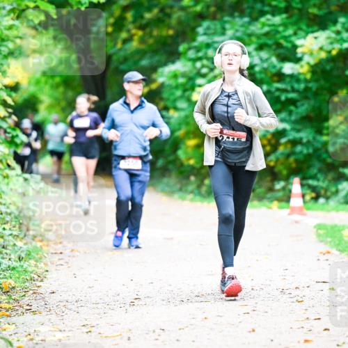12.10.2025 - Bramfelder Halbmarathon 2025 Dr. Thomas Lammeyer http://msf.ph/oto/9349735 12.10.2025 10:31:49 Laufen  meine-sportfotos.de