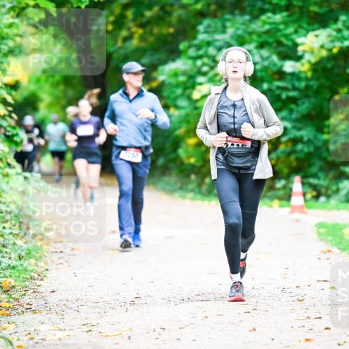 12.10.2025 - Bramfelder Halbmarathon 2025 Dr. Thomas Lammeyer http://msf.ph/oto/9349736 12.10.2025 10:31:49 Laufen 250 meine-sportfotos.de