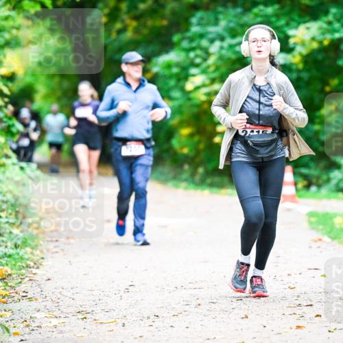 12.10.2025 - Bramfelder Halbmarathon 2025 Dr. Thomas Lammeyer http://msf.ph/oto/9349740 12.10.2025 10:31:50 Laufen  meine-sportfotos.de
