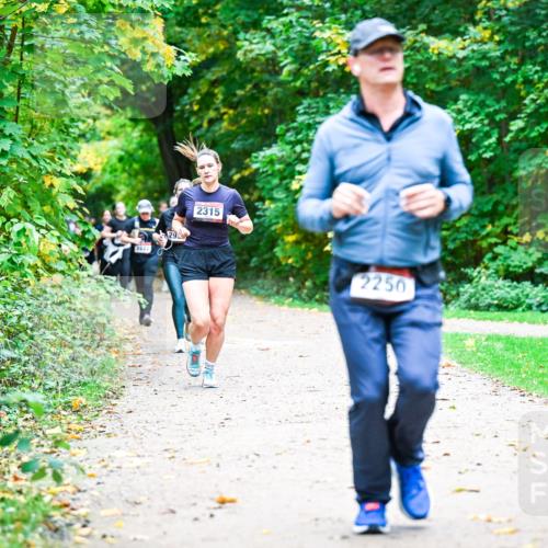 12.10.2025 - Bramfelder Halbmarathon 2025 Dr. Thomas Lammeyer http://msf.ph/oto/9349760 12.10.2025 10:31:54 Laufen 29, 2315, 2250 meine-sportfotos.de