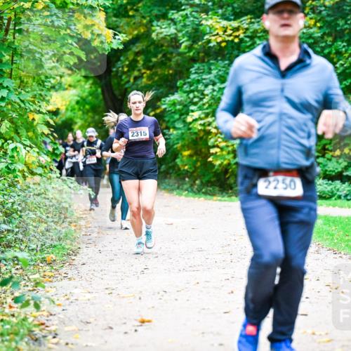 12.10.2025 - Bramfelder Halbmarathon 2025 Dr. Thomas Lammeyer http://msf.ph/oto/9349763 12.10.2025 10:31:55 Laufen 1822, 2315, 2250 meine-sportfotos.de