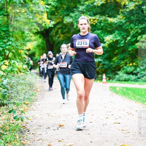 12.10.2025 - Bramfelder Halbmarathon 2025 Dr. Thomas Lammeyer http://msf.ph/oto/9349777 12.10.2025 10:31:58 Laufen 2959, 2315 meine-sportfotos.de