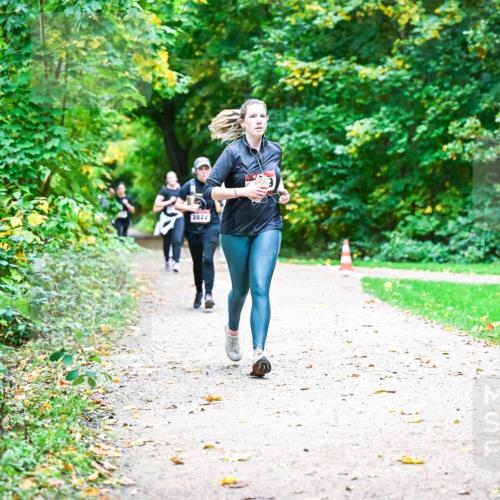 12.10.2025 - Bramfelder Halbmarathon 2025 Dr. Thomas Lammeyer http://msf.ph/oto/9349784 12.10.2025 10:31:59 Laufen 2822 meine-sportfotos.de