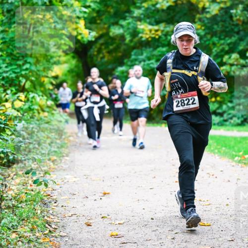 12.10.2025 - Bramfelder Halbmarathon 2025 Dr. Thomas Lammeyer http://msf.ph/oto/9349817 12.10.2025 10:32:04 Laufen 2822 meine-sportfotos.de
