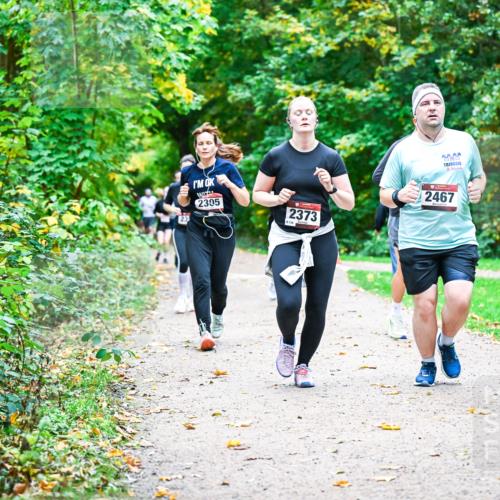 12.10.2025 - Bramfelder Halbmarathon 2025 Dr. Thomas Lammeyer http://msf.ph/oto/9349843 12.10.2025 10:32:08 Laufen 2305, 2373, 2020, 2467 meine-sportfotos.de