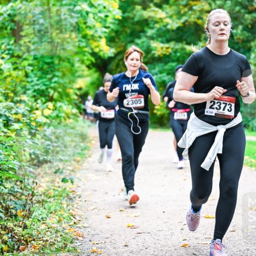12.10.2025 - Bramfelder Halbmarathon 2025 Dr. Thomas Lammeyer http://msf.ph/oto/9349853 12.10.2025 10:32:10 Laufen 2305, 2373, 134 meine-sportfotos.de