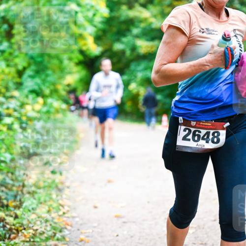 12.10.2025 - Bramfelder Halbmarathon 2025 Dr. Thomas Lammeyer http://msf.ph/oto/9349877 12.10.2025 10:32:15 Laufen 34, 2648 meine-sportfotos.de