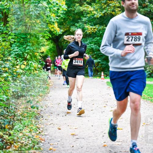12.10.2025 - Bramfelder Halbmarathon 2025 Dr. Thomas Lammeyer http://msf.ph/oto/9349897 12.10.2025 10:32:18 Laufen 2418, 2789 meine-sportfotos.de