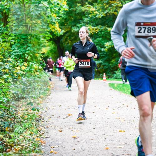 12.10.2025 - Bramfelder Halbmarathon 2025 Dr. Thomas Lammeyer http://msf.ph/oto/9349898 12.10.2025 10:32:18 Laufen 2418, 2789 meine-sportfotos.de