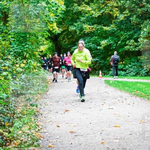 12.10.2025 - Bramfelder Halbmarathon 2025 Dr. Thomas Lammeyer http://msf.ph/oto/9349921 12.10.2025 10:32:22 Laufen 2229, 2228, 2021 meine-sportfotos.de