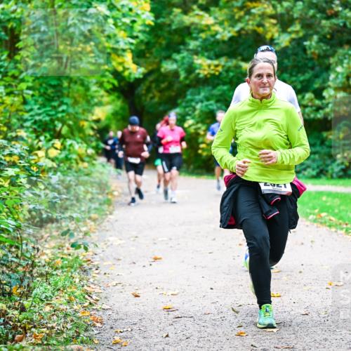 12.10.2025 - Bramfelder Halbmarathon 2025 Dr. Thomas Lammeyer http://msf.ph/oto/9349937 12.10.2025 10:32:24 Laufen  meine-sportfotos.de