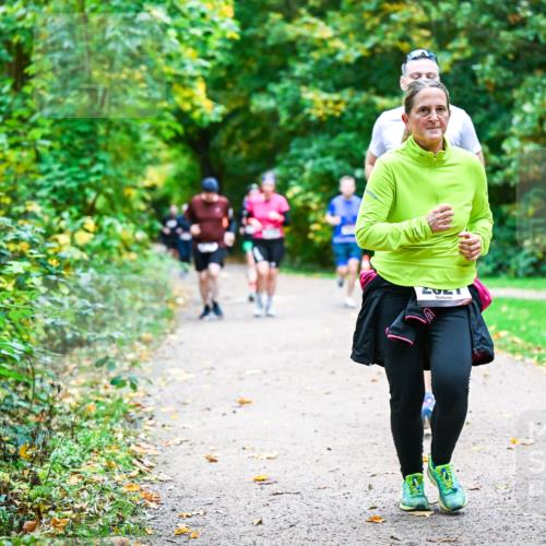 12.10.2025 - Bramfelder Halbmarathon 2025 Dr. Thomas Lammeyer http://msf.ph/oto/9349938 12.10.2025 10:32:24 Laufen  meine-sportfotos.de