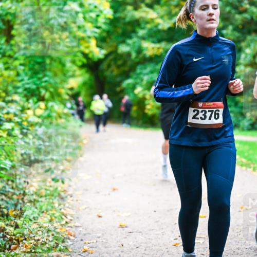 12.10.2025 - Bramfelder Halbmarathon 2025 Dr. Thomas Lammeyer http://msf.ph/oto/9350026 12.10.2025 10:32:38 Laufen 34, 2376, 2731 meine-sportfotos.de