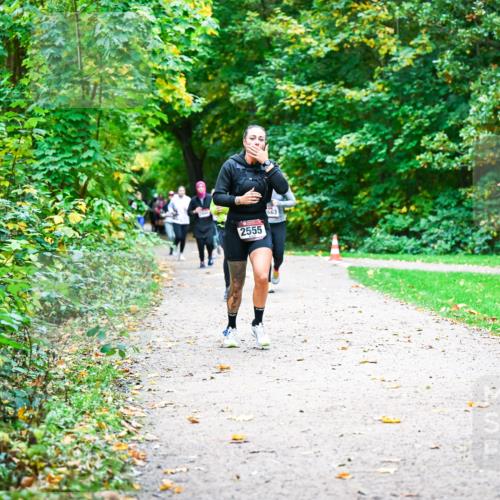 12.10.2025 - Bramfelder Halbmarathon 2025 Dr. Thomas Lammeyer http://msf.ph/oto/9350044 12.10.2025 10:32:44 Laufen 2555, 663 meine-sportfotos.de